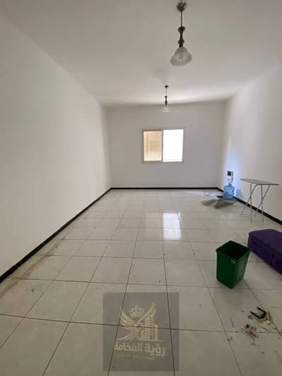Studio for Rent in Al Majaz, Sharjah - WhatsApp Image 2026-08-08 at 4.48. 07 PM (1). jpeg Studio for Rent in Al Majaz, Sharjah - WhatsApp Image 2026-08-08 at 4.48. 07 PM (1). jpeg