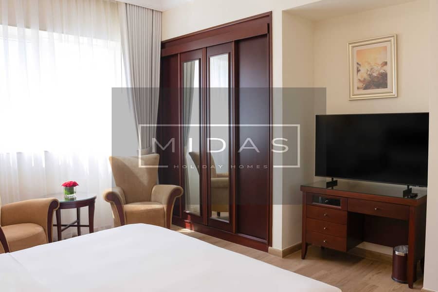 8 Two Bed- Master 1. jpg