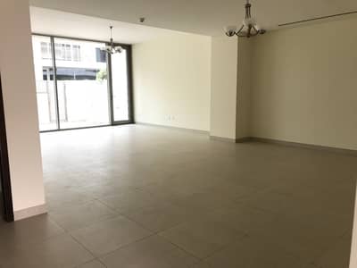 Large Renovated 3 bed villa|1 month rent free Large Renovated 3 bed villa|1 month rent free