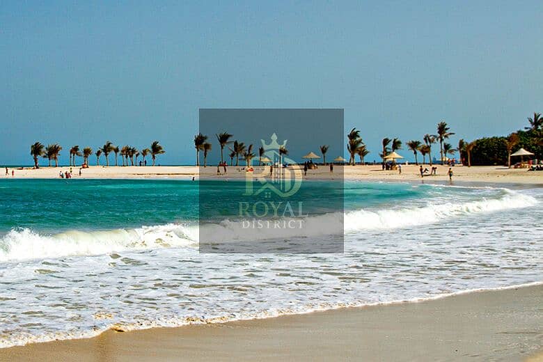 4 sharje-beach. jpg