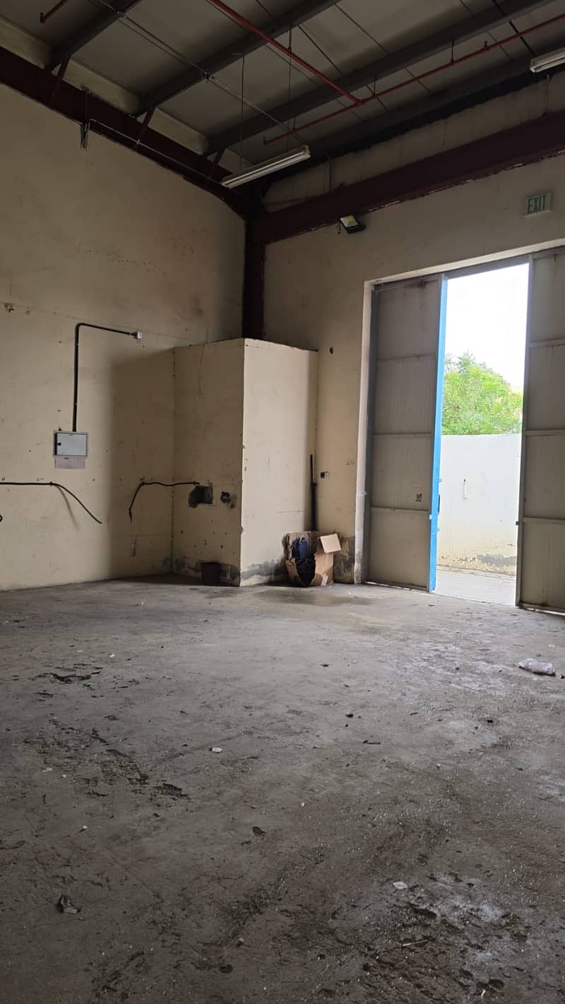2 Wh 1100 sqft Waqas sajaa (1). jpeg