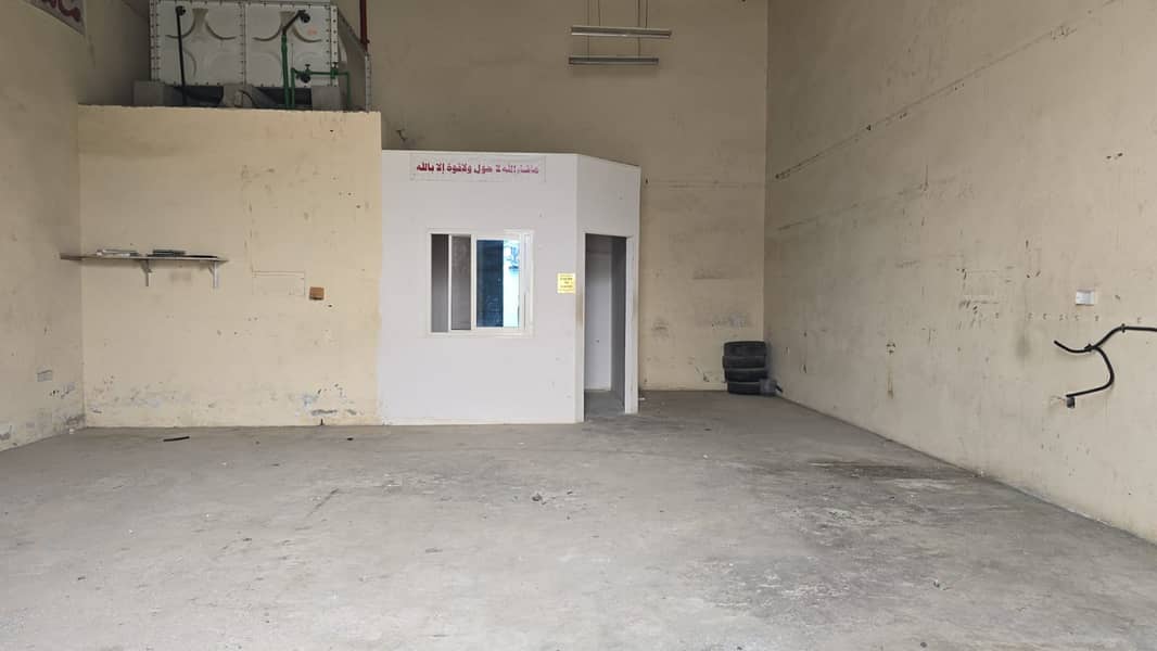4 Wh 1100 sqft Waqas sajaa (4). jpeg
