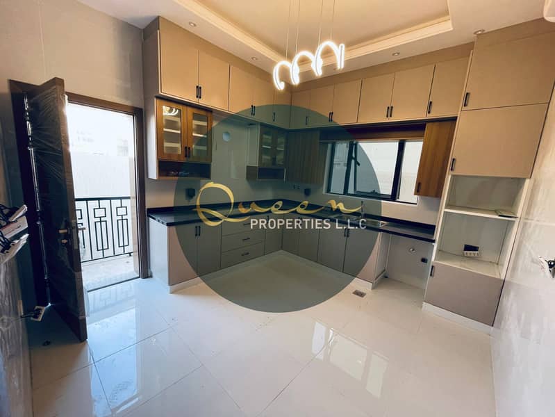 4 WhatsApp Image 2026-08-06 at 17.24. 48. jpeg