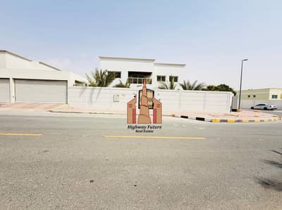 5 Schlafzimmer Villa zum zur Miete in Barashi, Sharjah - cce09955-1d9e-4b8a-b85d-e00cc2c90807. jpeg 5 Schlafzimmer Villa zum zur Miete in Barashi, Sharjah - cce09955-1d9e-4b8a-b85d-e00cc2c90807. jpeg