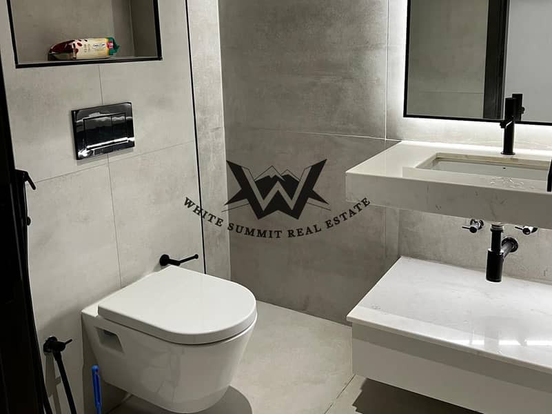10 bath 4 marwa h. jpeg
