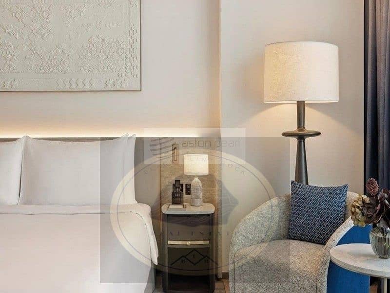 3 05_Palace_Residences_Bedroom_Detail. jpg