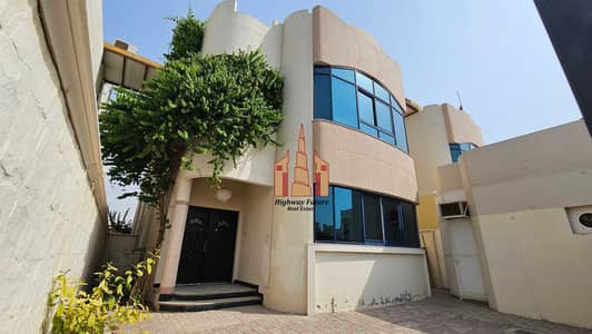 4 Schlafzimmer Villa zum zur Miete in Al Rifah, Sharjah - 29277. jpg