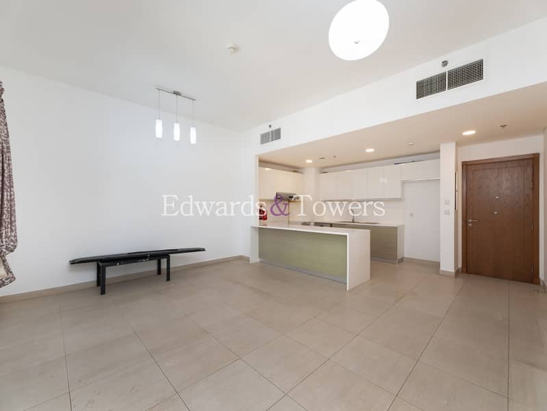 Vacant Oct | High Floor | Victory Heights View Vacant Oct | High Floor | Victory Heights View