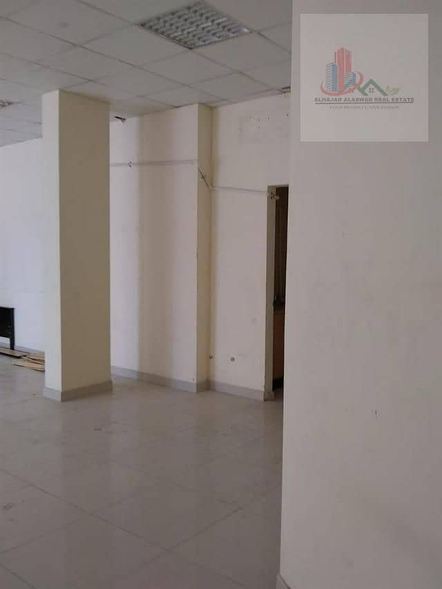 4 88356983_CP_photo. jpeg