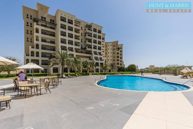 Amazing Apartment- Sea Views - Motivated Seller - High Floor