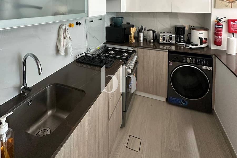 4 images image img