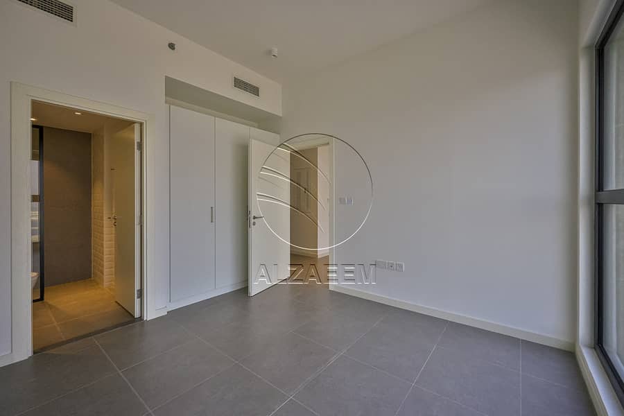 9 Vacant High Level Unit with Partial Sea View (9). jpg