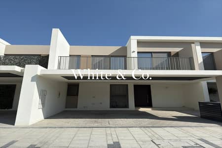3 Bedroom Townhouse for Rent in Tilal Al Ghaf, Dubai - Ready to move | I Single Row | Landscaped