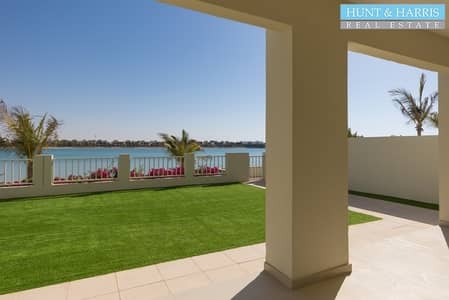 Stunning 5 bedroom villa - with private beach Stunning 5 bedroom villa - with private beach