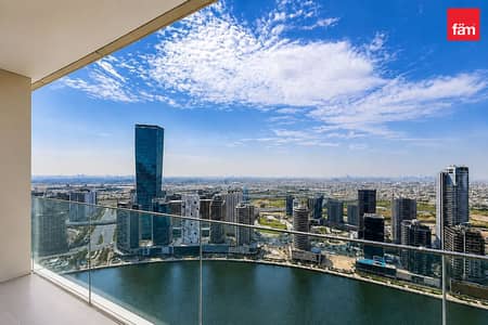 1 Bedroom Flat for Sale in Business Bay, Dubai - Full Canal View | High Floor | Vacant | Tower A