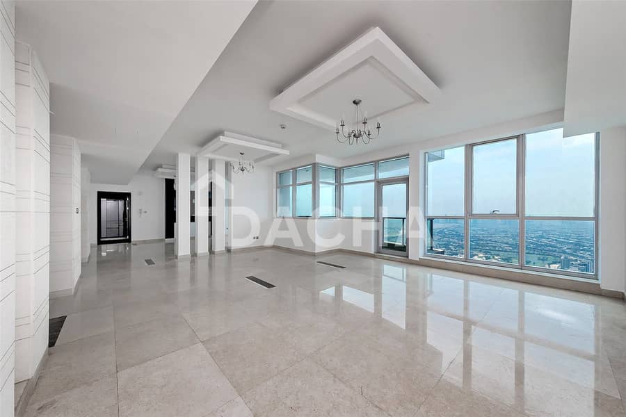 LUXURIOUS | VACANT | UNFURNISHED LUXURIOUS | VACANT | UNFURNISHED