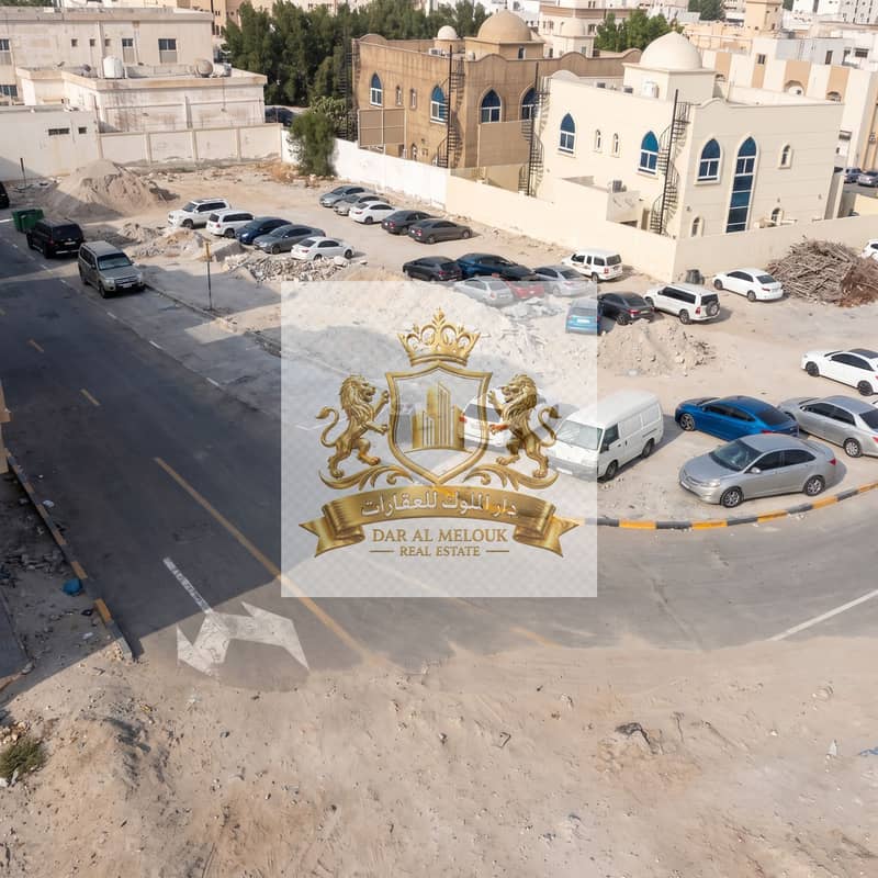 3 Drone_capturing_top_view_land_202608101022. jpeg