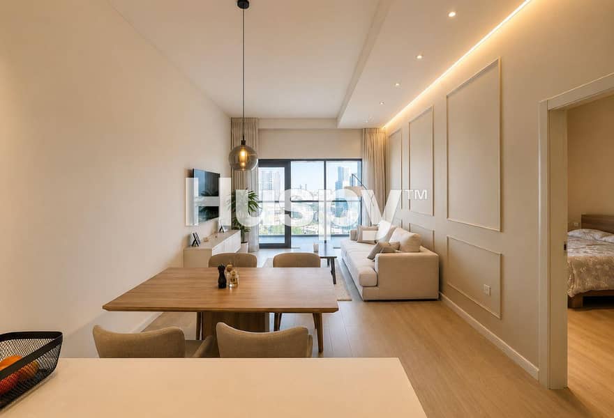 Vacant | Upgraded | Open Park View Vacant | Upgraded | Open Park View
