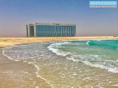 One Bedroom with Idyllic Surroundings - Pacific One Bedroom with Idyllic Surroundings - Pacific