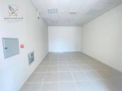 Shop in affitto a Al Jurf, Ajman - WhatsApp Image 2026-08-09 at 1.49. 19 PM (1). jpeg