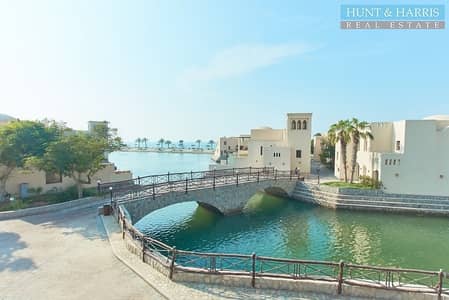 Beautiful Beach Villa On The Lagoon - Investor Deal Beautiful Beach Villa On The Lagoon - Investor Deal