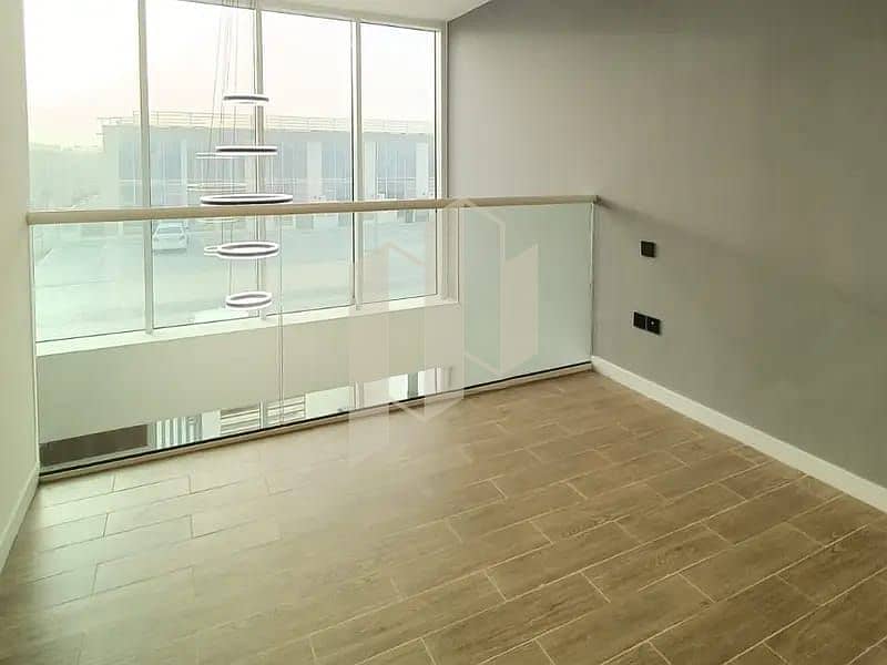 8 Image (16). png