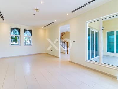 3 Schlafzimmer Villa zum zur Miete in Jumeirah Park, Dubai - Villa in Jumeirah Park，District 8, 3 schlafzimmer, 330000 AED - 16123283