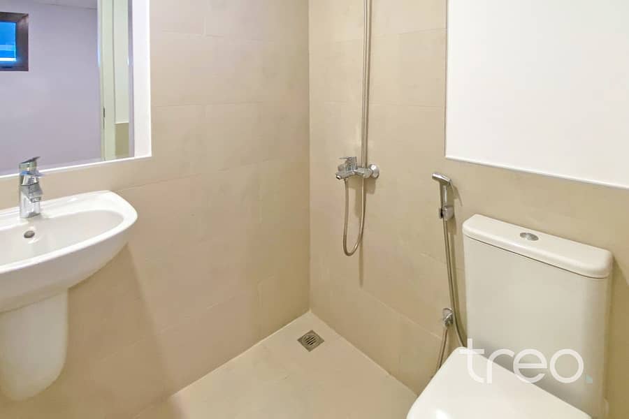 9 196 Reem, Town Square - 8. jpg