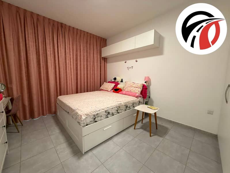 14 1ecb3348-33c1-4631-85dd-a911dcb82fc9. jpg