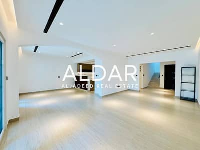 2 Bedroom Villa for Rent in Jumeirah Village Circle (JVC), Dubai - G+1 | Renovated | Park Facing | Ready To Move