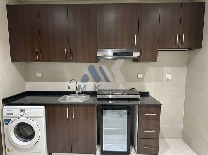 6 Remove_furniture_keep_kitchen_ap…_202608101135. jpeg