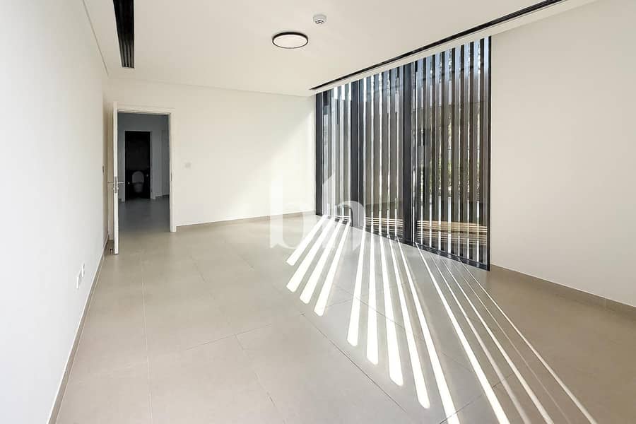 6 images image img