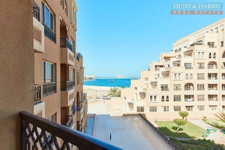 Furnished Large Studio - Sea View - Bab Al Bahr Furnished Large Studio - Sea View - Bab Al Bahr