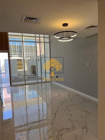 1 Schlafzimmer Townhouse zum zur Miete in Rukan, Dubai - 1. jpeg