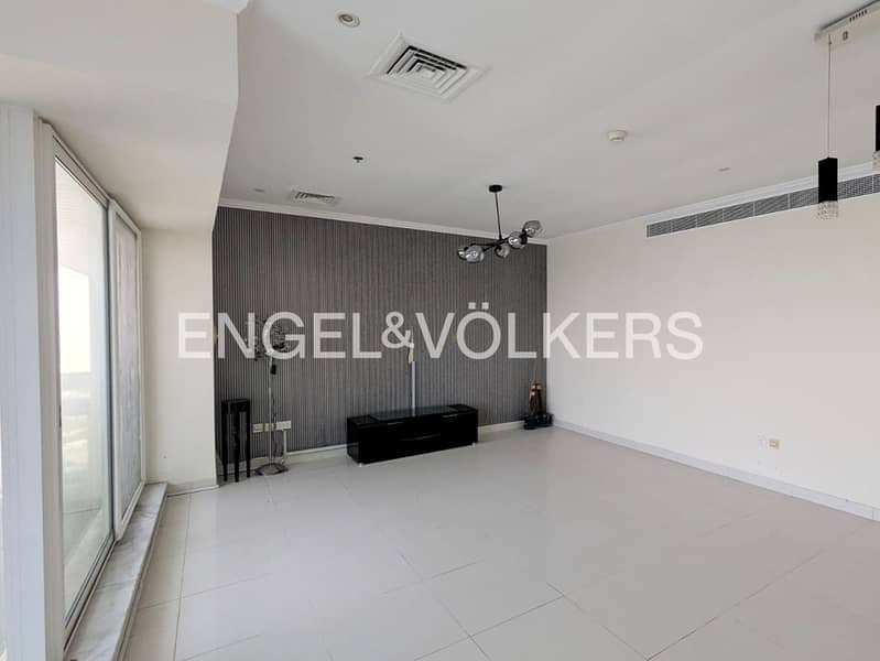 High Floor | Maid Room | Close to Metro High Floor | Maid Room | Close to Metro