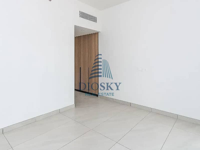 15 Image 15