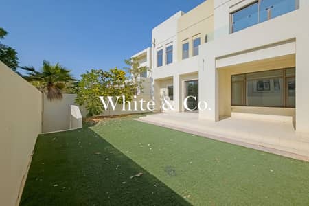 4 Bedroom Townhouse for Sale in Reem, Dubai - 4 Beds+Maids | Vacant |Excellent Condition