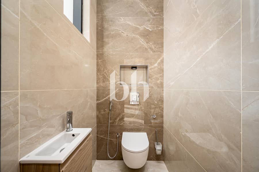 28 images image img