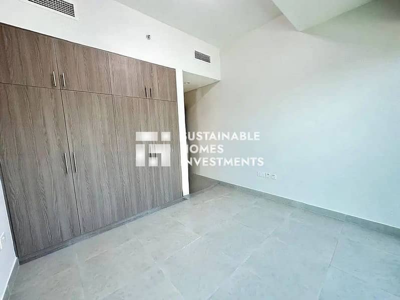 8 Interior 12. png