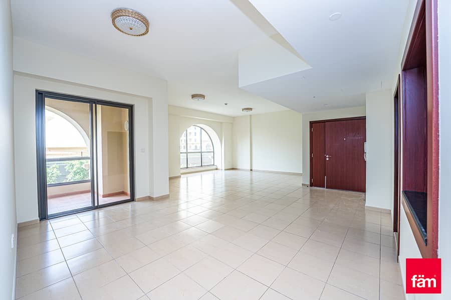 Mesmerizing Unit | Vacant | Exclusive | Best Unit Mesmerizing Unit | Vacant | Exclusive | Best Unit