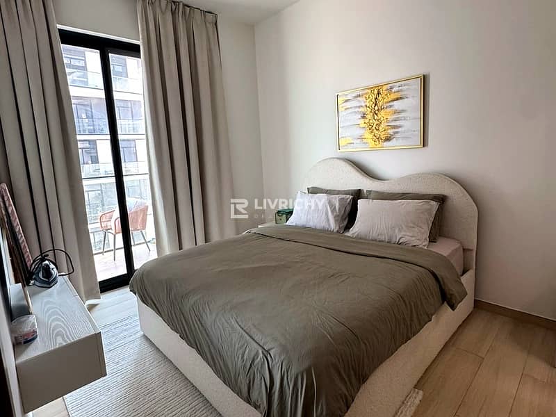 FULLY FURNISHED | LUXURY LIVING | READY TO MOVE IN FULLY FURNISHED | LUXURY LIVING | READY TO MOVE IN