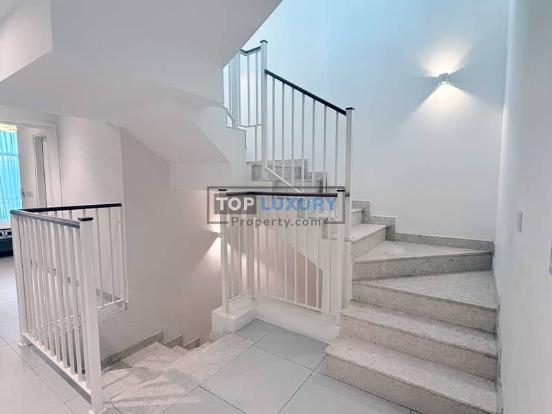 4 06 Stair up 2. jpg