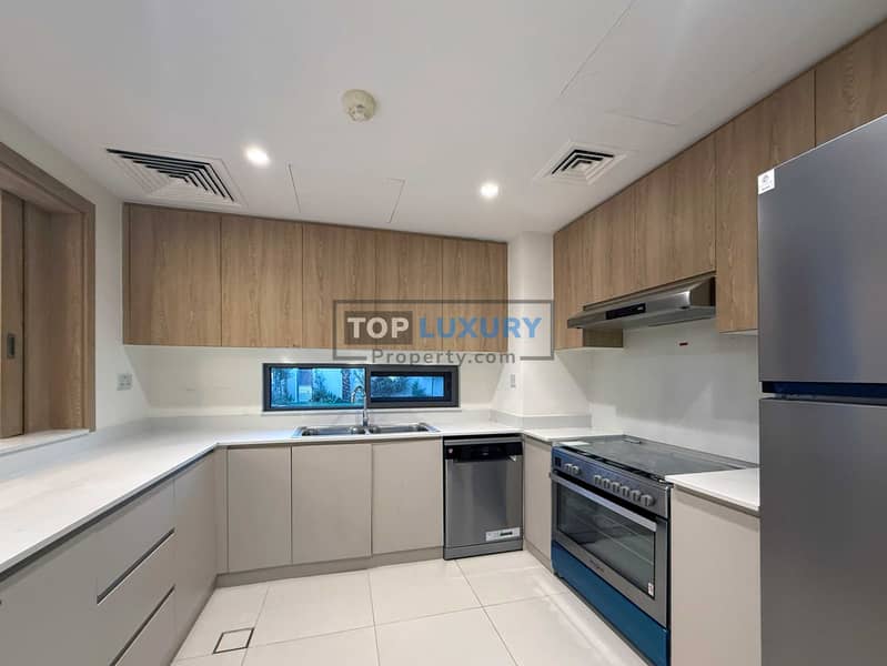 27 03 a kitchen 01. jpg