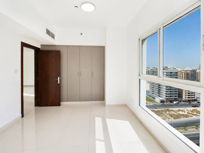Apartment in Dubai - More