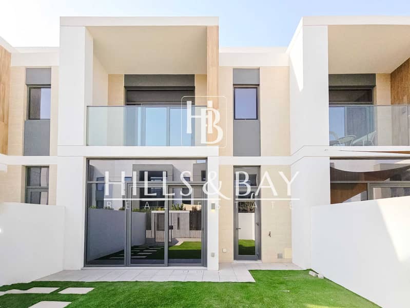 Exclusive | 3BR + Maid | Next to Amenities Exclusive | 3BR + Maid | Next to Amenities