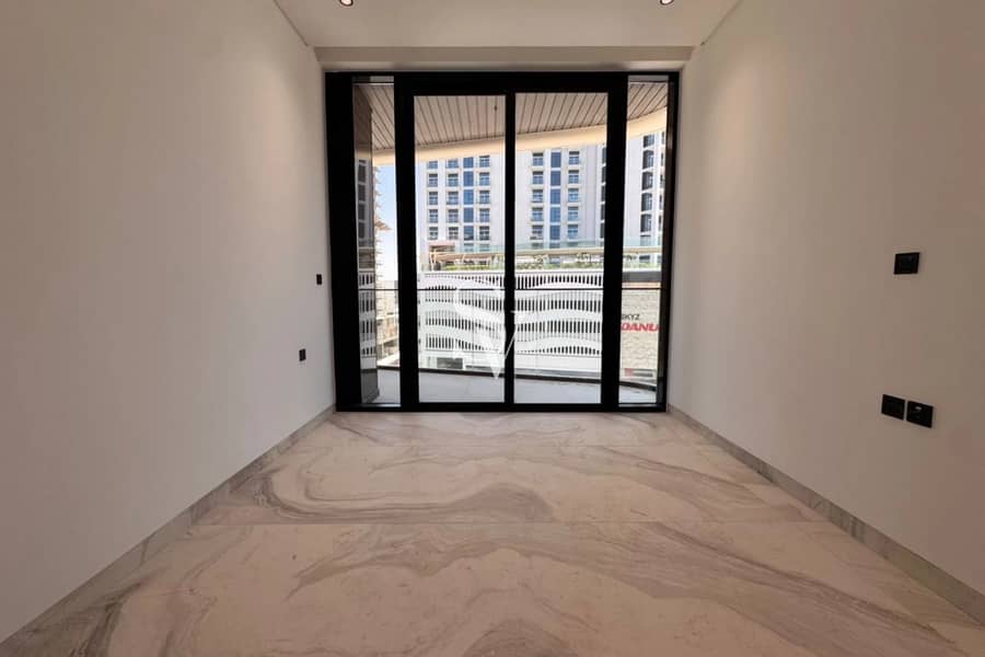 Corner Unit | With Study | Community View Corner Unit | With Study | Community View
