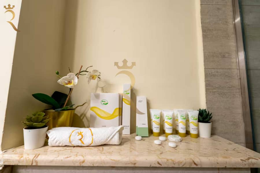 15 55359a7d-dc4e-4d8d-8c5f-9bf0f97f3863. png