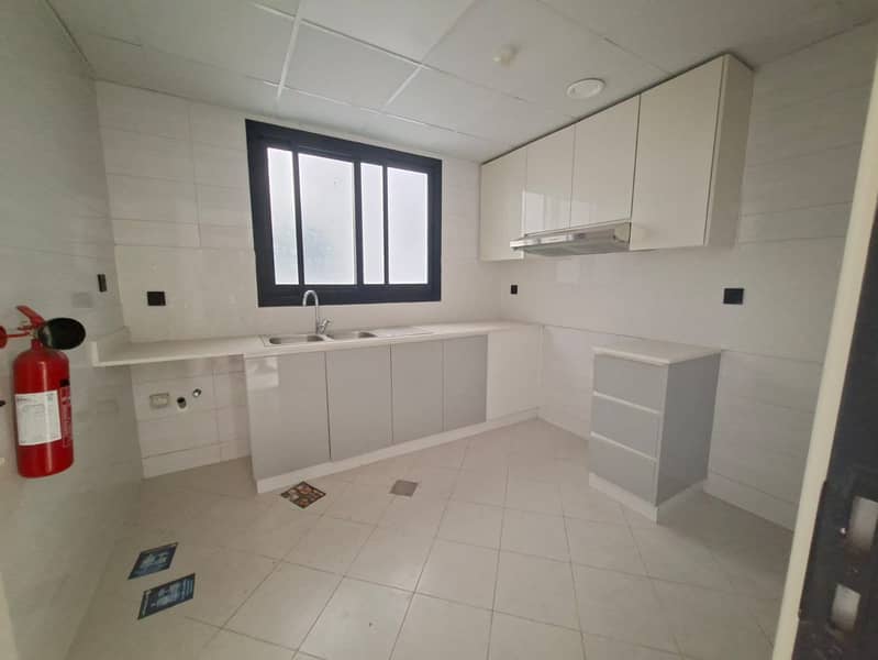 8 1000649197. jpg