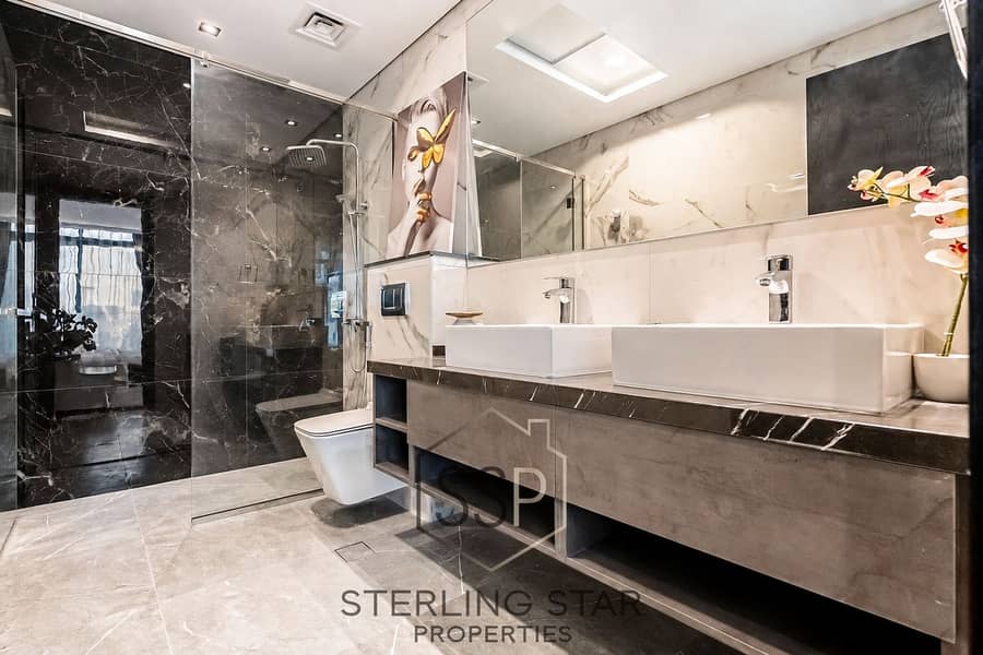 26 04-bathroom-cleaned. png