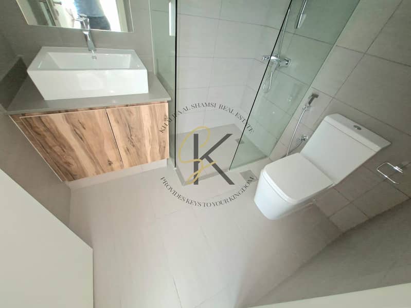 13 472447ed-5486-4add-9c4e-b4faaa0d600f. jpg